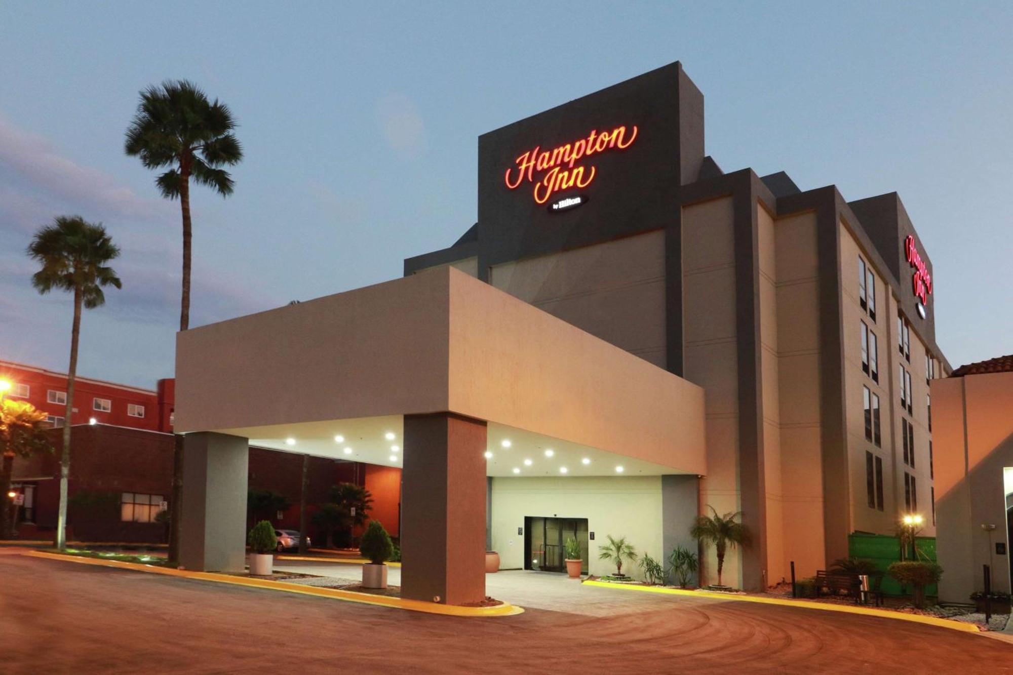 Hampton Inn Monterrey-Airport Exterior photo